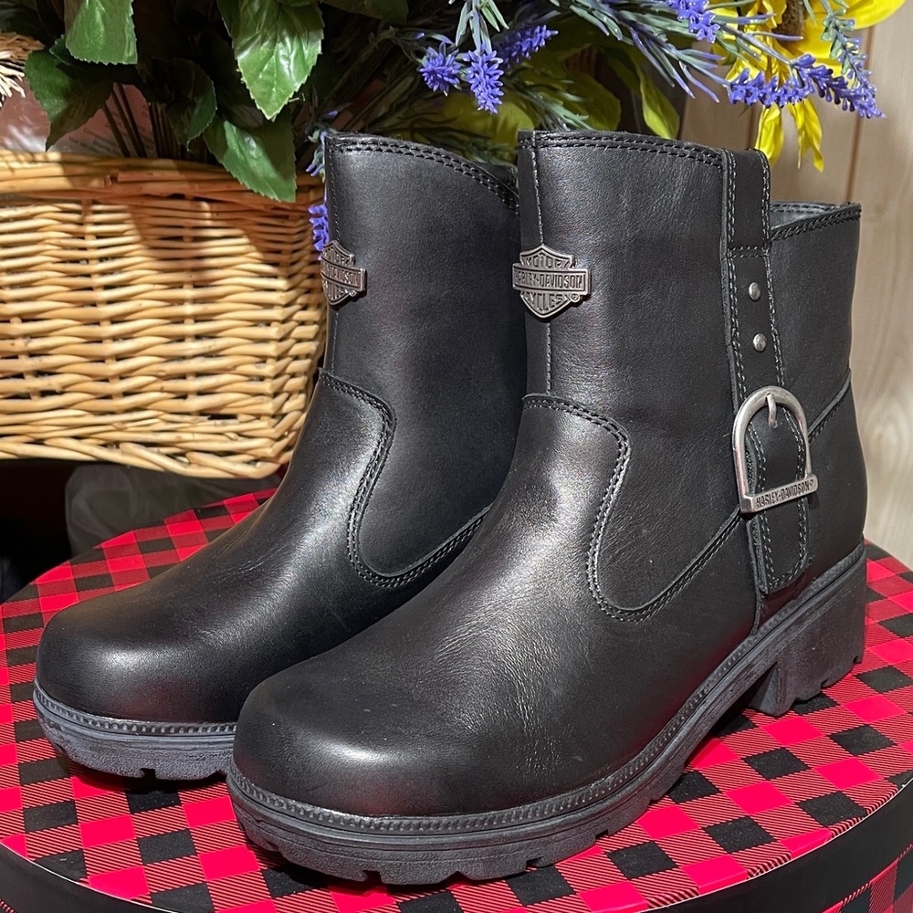 Harley-Davidson Women's Black Leather Madera Boots